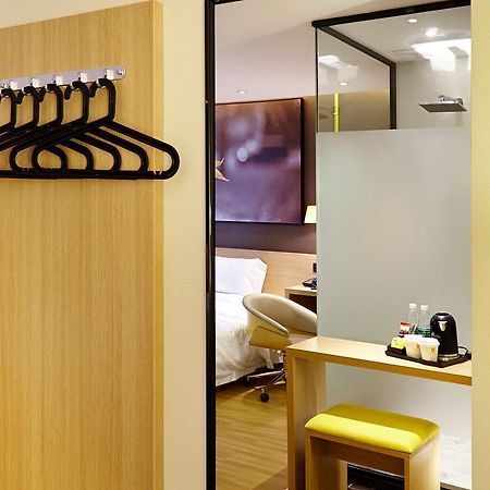 7Days Premium Chongqin Jiangbei International Airport Hub Station Hotell Chongqing Exteriör bild