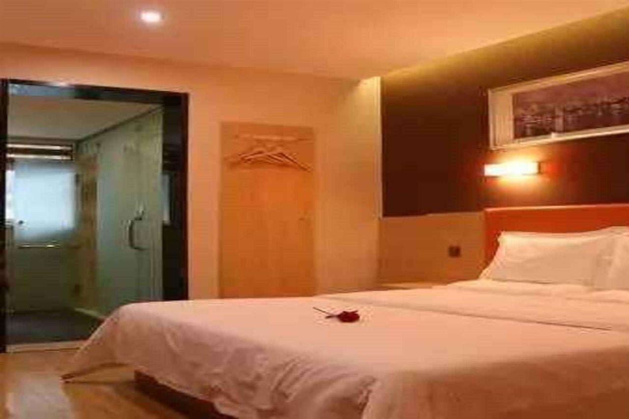 7Days Premium Chongqin Jiangbei International Airport Hub Station Hotell Chongqing Exteriör bild