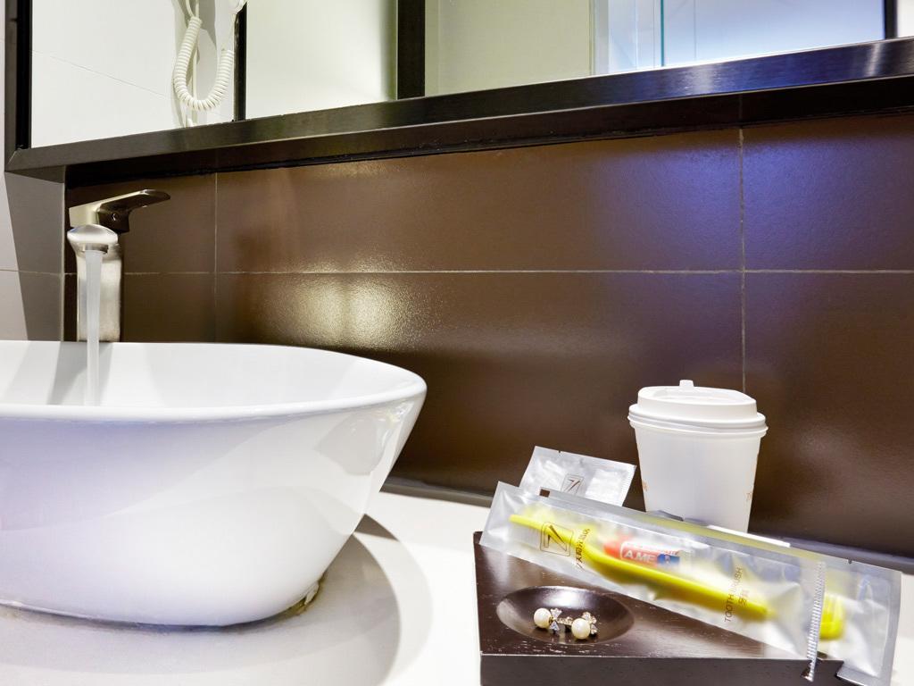 7Days Premium Chongqin Jiangbei International Airport Hub Station Hotell Chongqing Exteriör bild