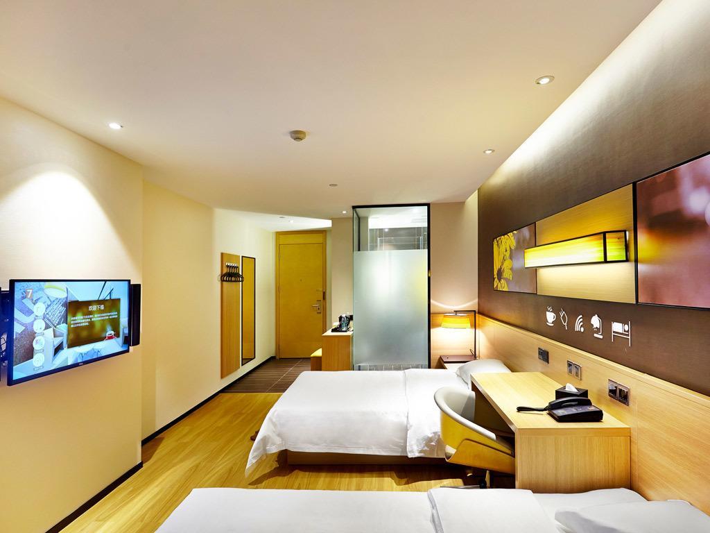 7Days Premium Chongqin Jiangbei International Airport Hub Station Hotell Chongqing Exteriör bild