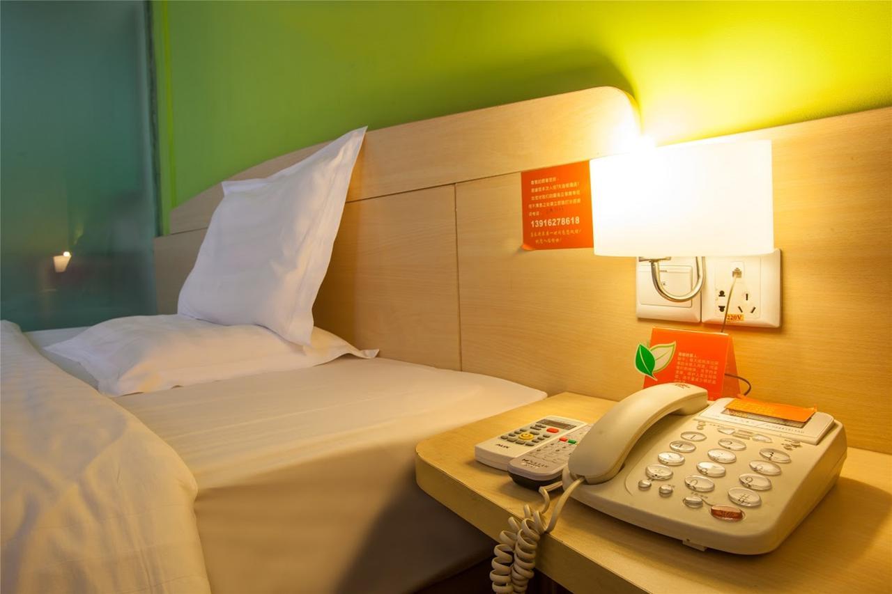 7Days Premium Chongqin Jiangbei International Airport Hub Station Hotell Chongqing Exteriör bild